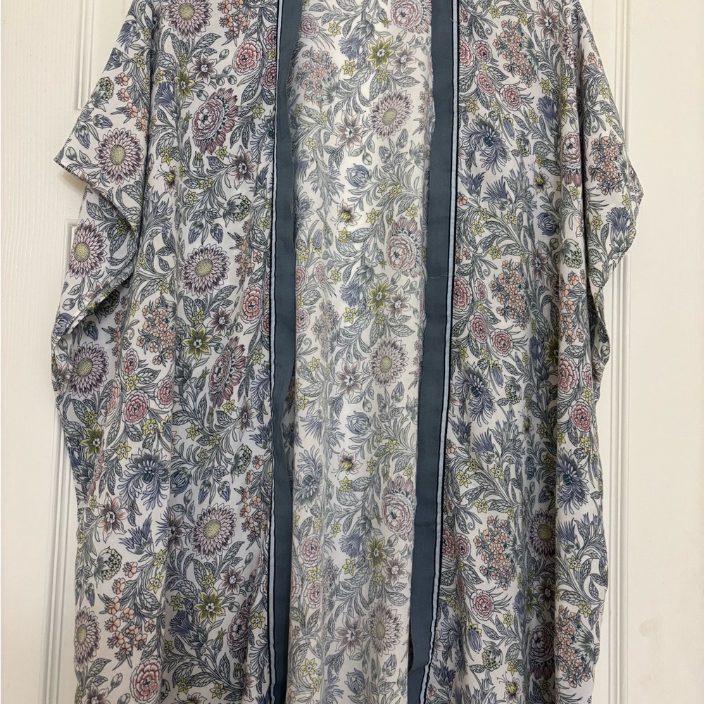Loft Floral Kimono with Blue Accents